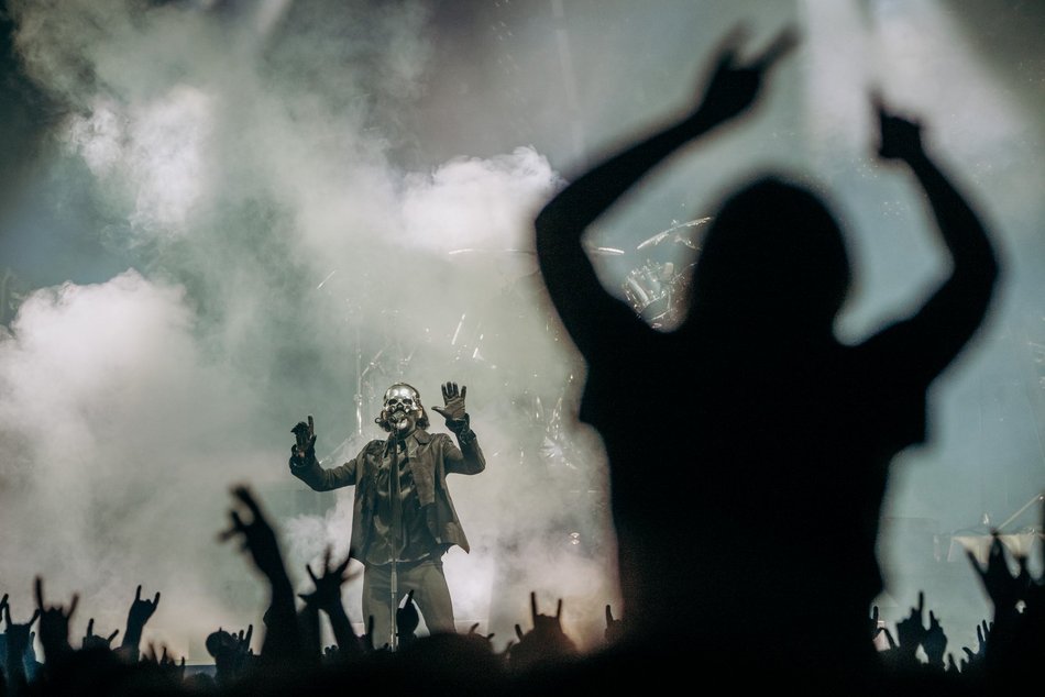Łódź. Ghost w Atlas Arenie w Łodzi. Teatralny rock ze Szwecji wypełnił halę!