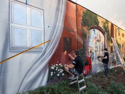 Łódź. Niezwykły mural w Pasażu Róży w Łodzi. Iście włoski klimat!