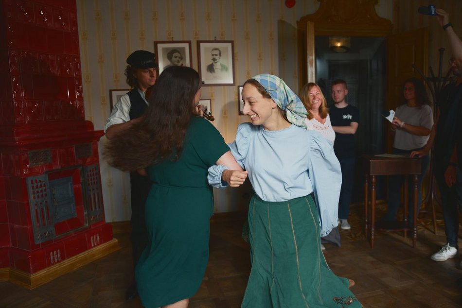 Łódź. Muzeum Bibuła na 602. Urodziny Łodzi. Historie, spacery i... dziecięce gry z przełomu XIX i XX wieku