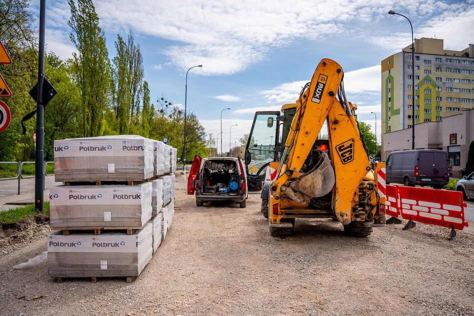 Łódź. Remont Wielkopolskiej. Mogą układać pierwszą warstwę asfaltu