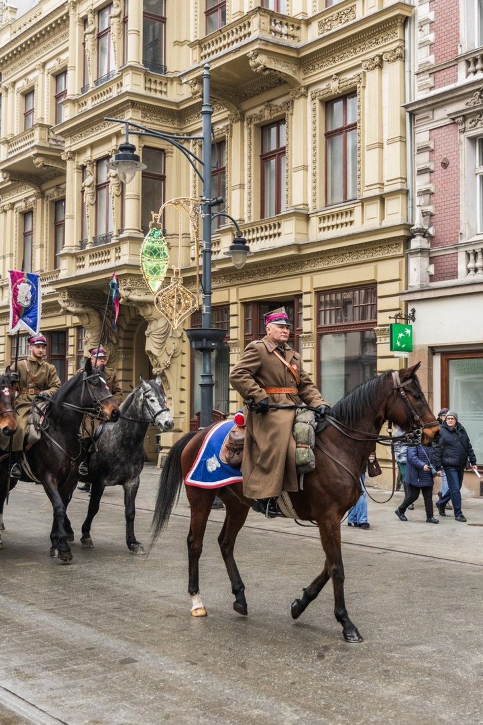 Łódź. WOŚP 2025 w Łodzi. Wielka Szarża przeszła Piotrkowską. Co za widok!