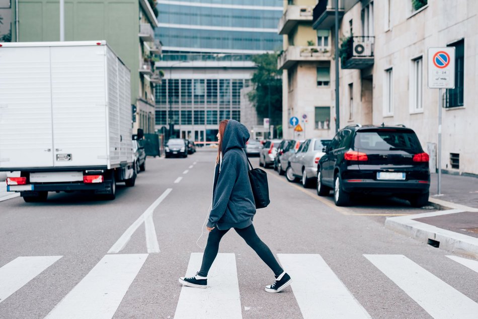 Łódź. Systemy wykrywania pieszych i czujniki ruchu – nowe standardy bezpieczeństwa w miejskiej mobilności