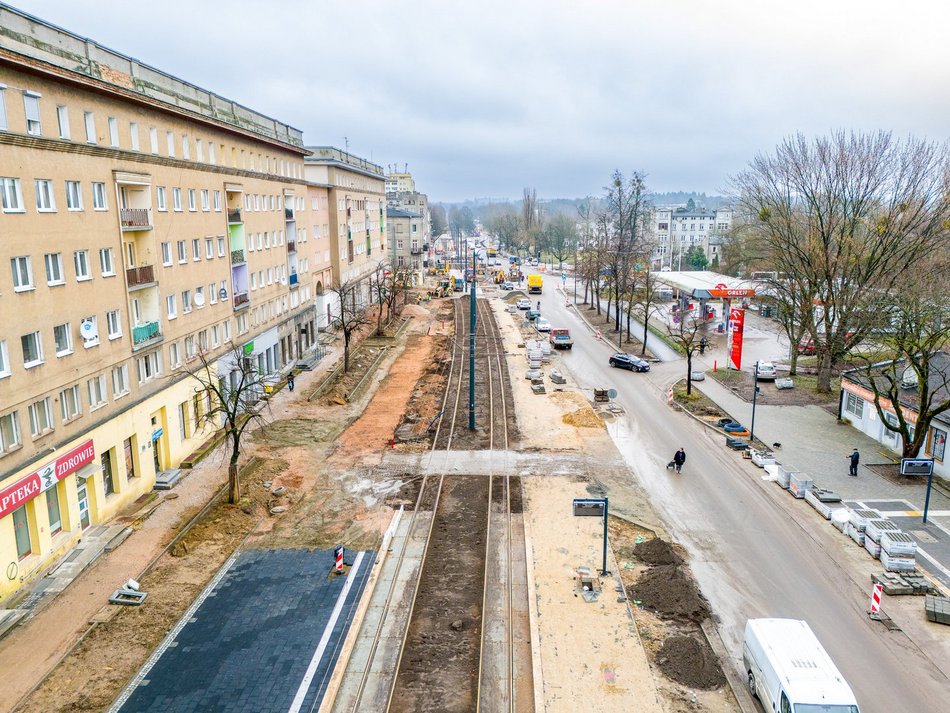 remont ulicy widziany z lotu ptaka