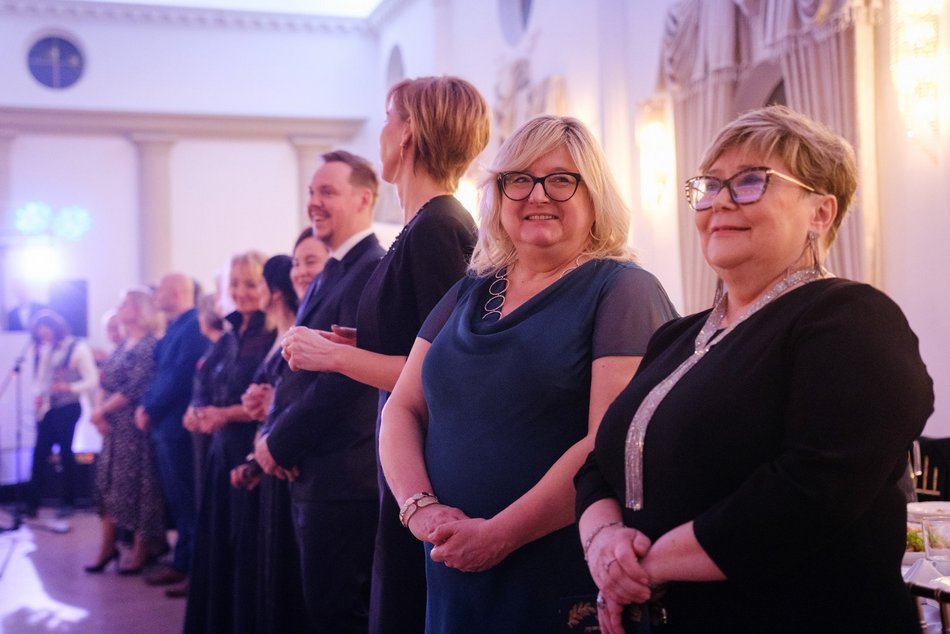 Studniówka XV w Łodzi. Niezapomniane chwile i piękne wspomnienia