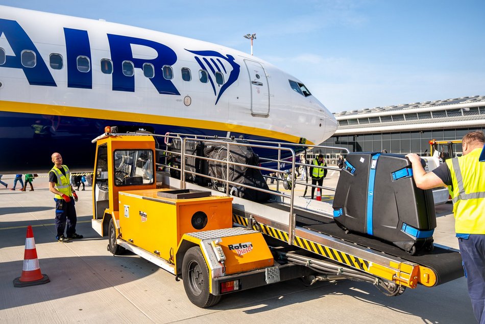 Łódź. Praca na lotnisku. Kogo szukają?