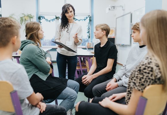 Łódź. Jak przetrwać kryzys psychiczny w szkole? Inicjatywa „Bezpieczny Młodziak” w Łodzi ma w tym pomóc