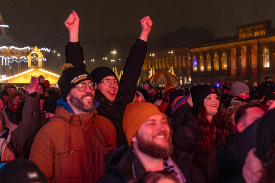 Łódź. Światełko do Nieba zakończyło WOŚP 2026 w Łodzi. Tłumy Łodzian w Manufakturze