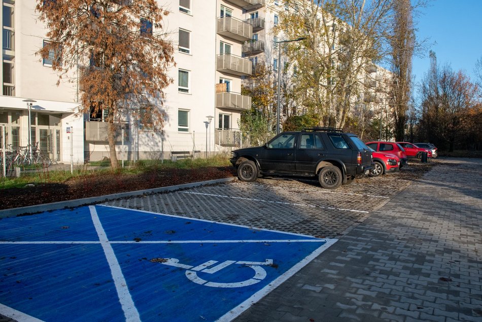 Remont na Zarzewie. Parking Nurta-Kaszyńskiego