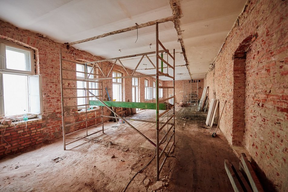 Rewitalizacja kamienicy przy Piotrkowskiej 115. Na budowę wrócił wykonawca