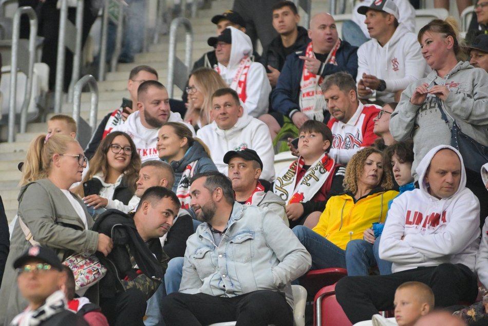 Kibice na meczu ŁKS Łódź z Polonią Warszawa. Byłeś/aś tam? Znajdź się w galerii!