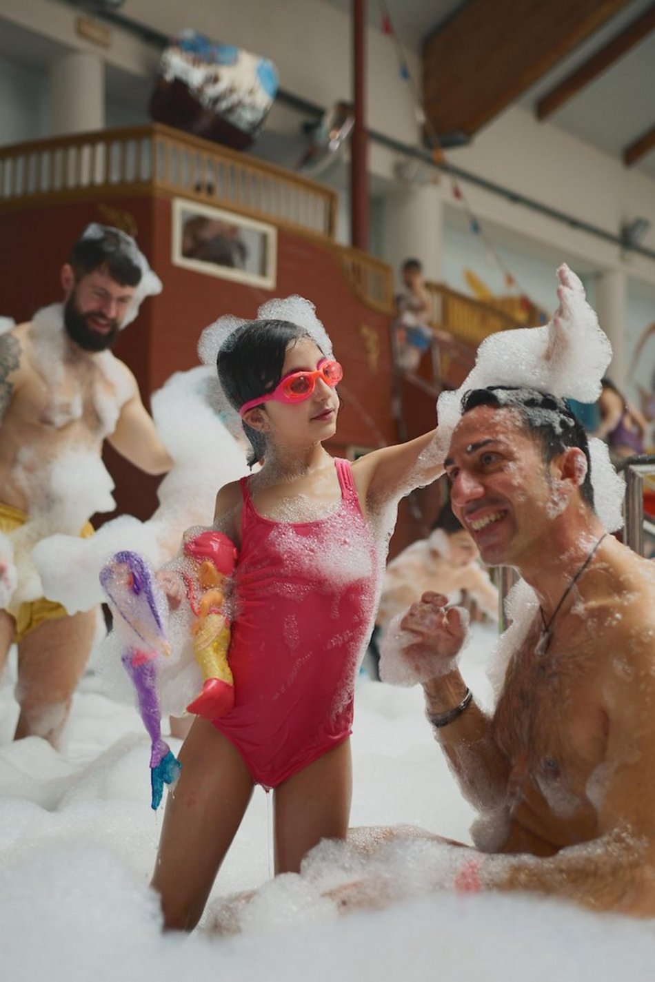 Łódź. Piana Party w Aquaparku Fala