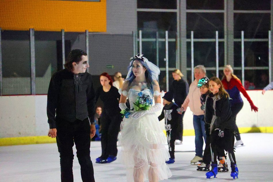 Halloween na lodowisku Bombonierka