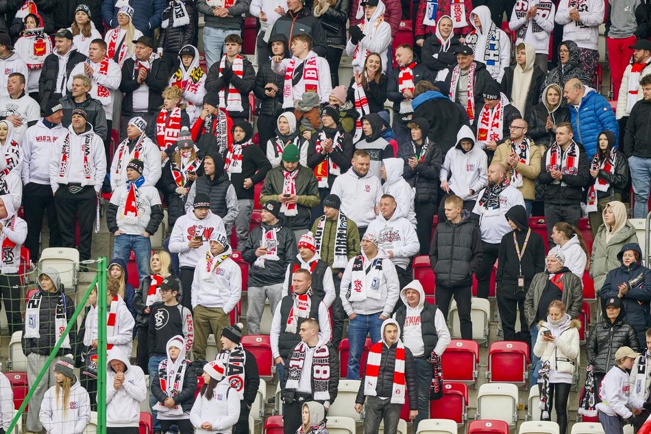Kibice na meczu ŁKS Łódź - Lech Poznań
