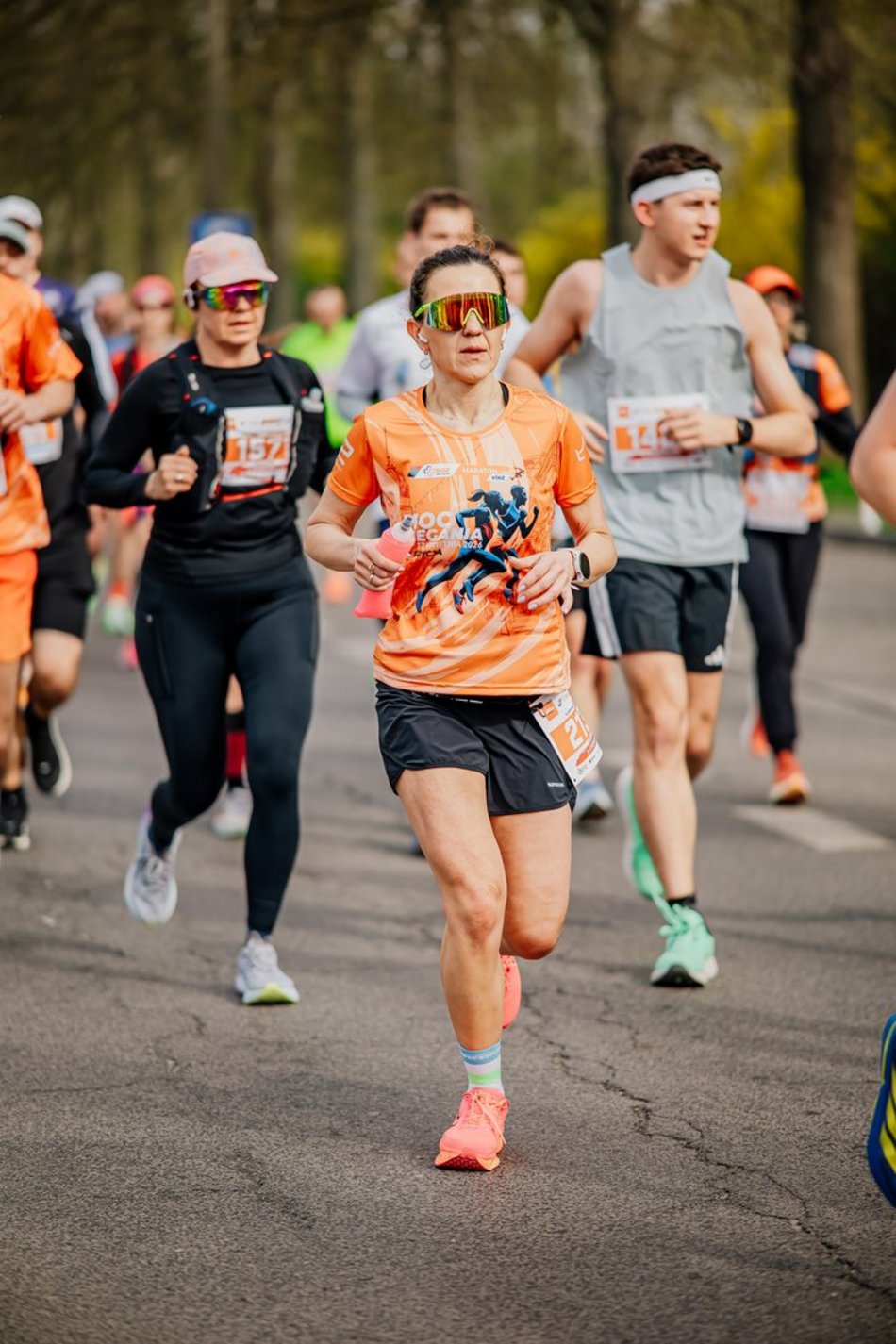 Łódź. DOZ Maraton Łódź 2026. Brałeś udział w biegu? Odszukaj się w galerii i zapisz na pamiątkę!