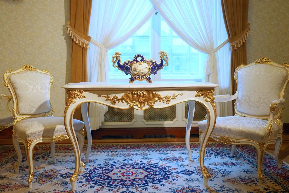 Łódź. Meble w Muzeum Miasta Łodzi