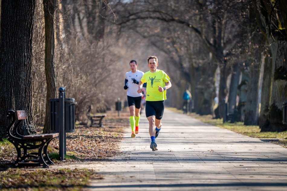 Łódź. Parkrun w Parku Poniatowskiego w Łodzi. Brałeś udział w biegu? Znajdź się na zdjęciach!