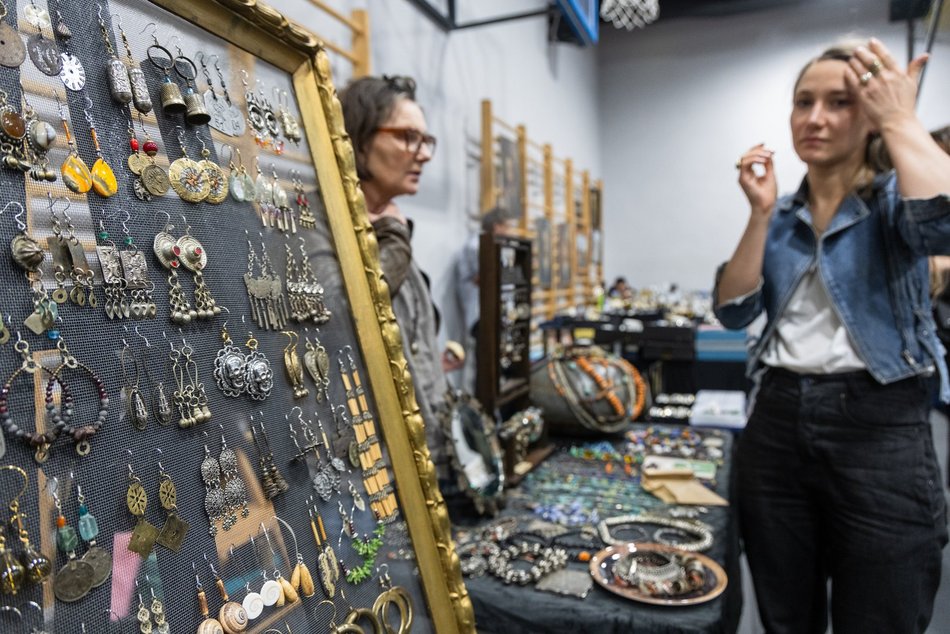 Łódź. Świąteczne Targi Starocie na Księżym Młynie w Łodzi. Znajdziesz tam unikatowe prezenty