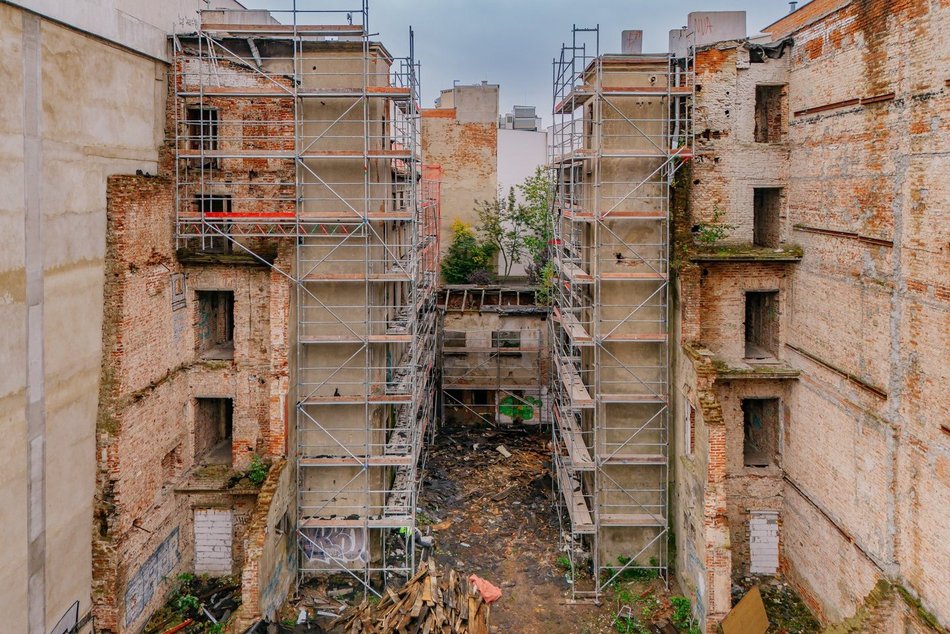 Łódź. Zawalona kamienica w centrum Łodzi od nowa! Przy Rewolucji będzie pięknie