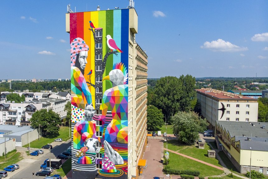 wielokolorowe murale w Łodzi