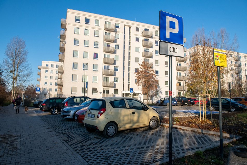 Remont na Zarzewie. Parking Nurta-Kaszyńskiego