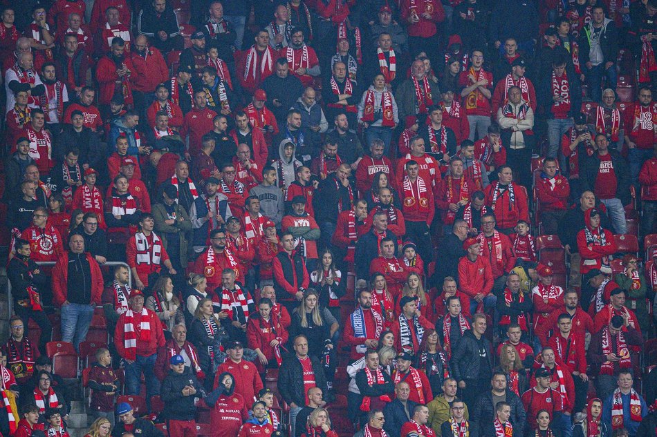 Kibice na meczu Widzewa Łódź z Górnikiem Zabrze