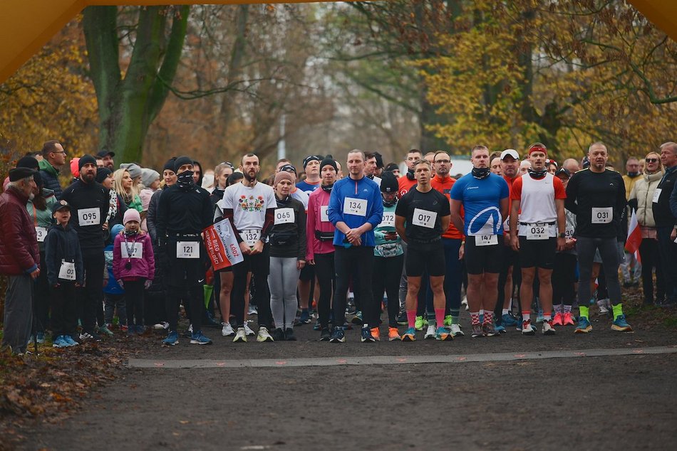 Łódź. Bieg Niepodległości w parku Julianowskim