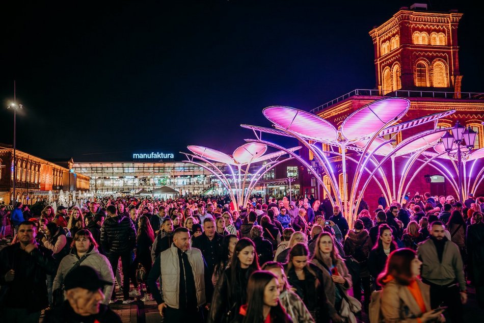 Łódź. Tłumy na Light Move Festival Łódź 2025! Mnóstwo pozytywnej energii!