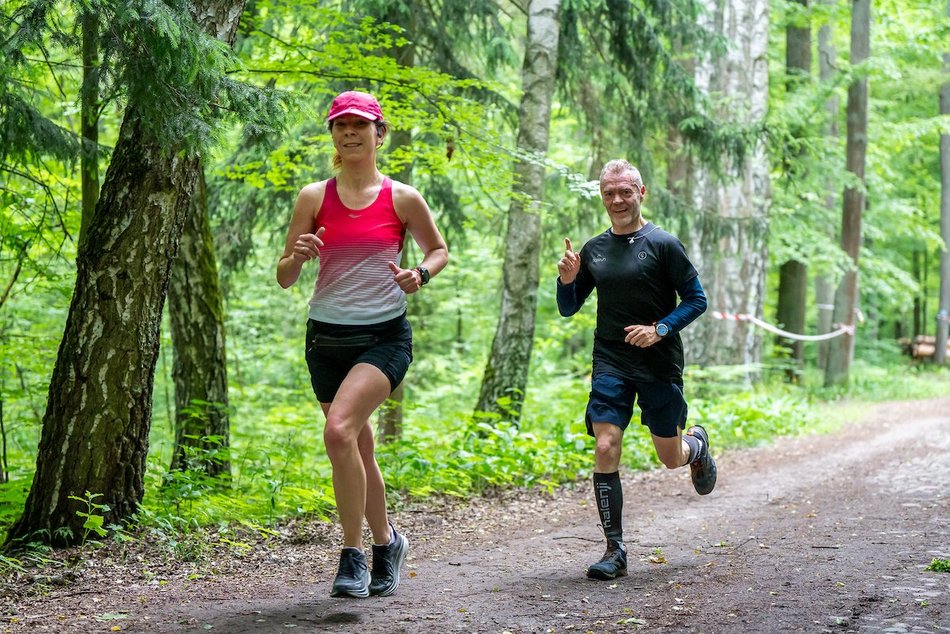 Łódź. Parkrun w Lesie Łagiewnickim w Łodzi. Brałeś udział w biegu? Znajdź się na zdjęciach!