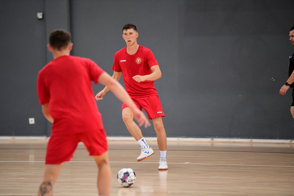 Legia Warszawa wygrywa z Widzewem Łódź. Strat nie udało się odrobić