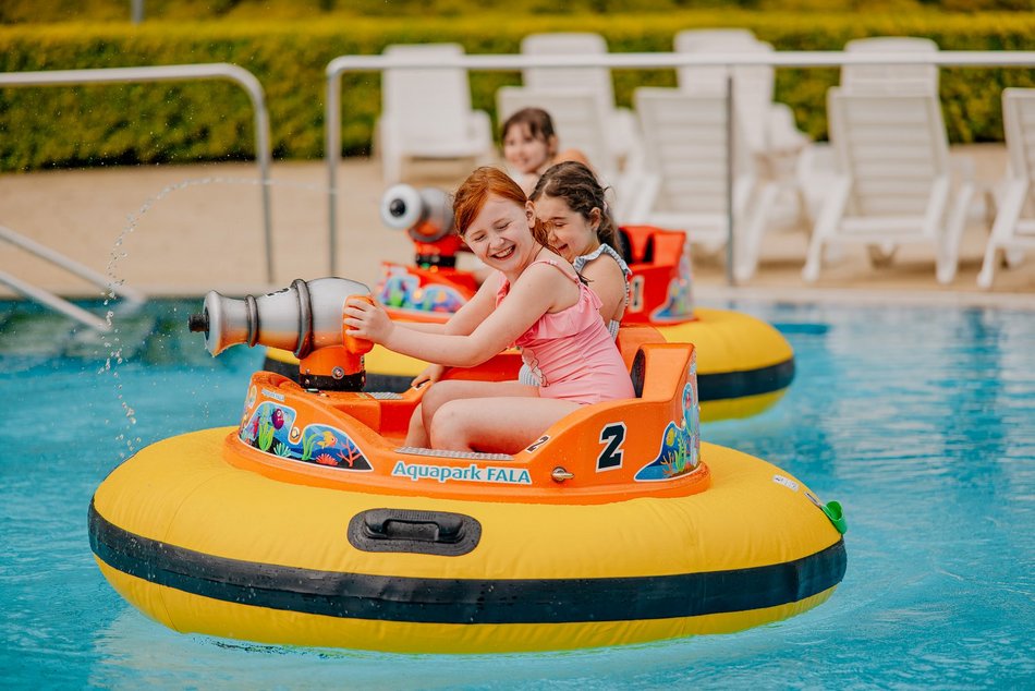 Łódź. Wakacje w Aquaparku Fala