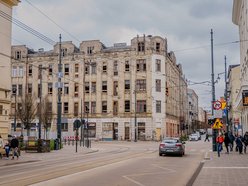 Łódź. Zmiany w ruchu przy Gdańskiej i Legionów w Łodzi. Nowy etap rewitalizacji zabytkowej ruiny