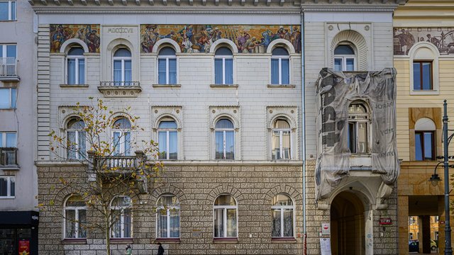 Pałac Kindermanna w Łodzi coraz piękniejszy. Kolejny etap remontu zakończony [ZDJĘCIA]