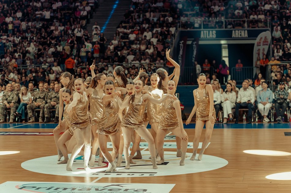 Mecz Gortat Team vs NATO w Łodzi. Czołgi, płomienie i masa sportowych emocji!