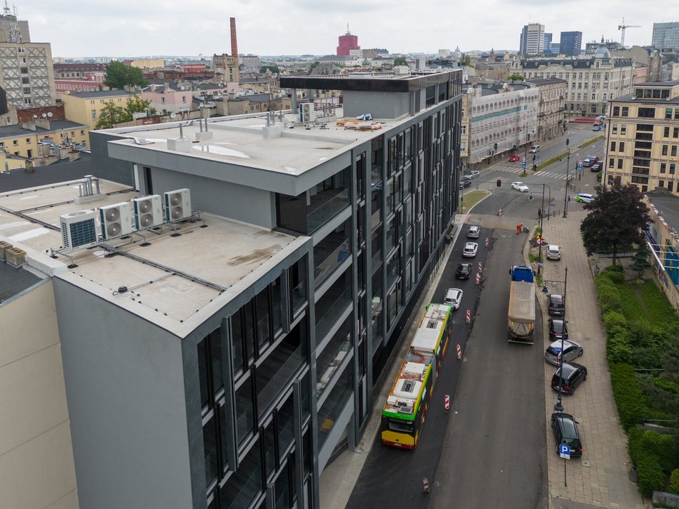 New Iron przy ul. Struga 22