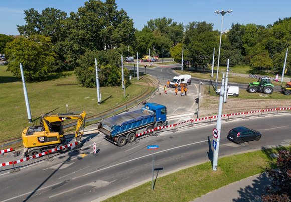 Rondo Lotników Lwowskich - prace przy torowisku