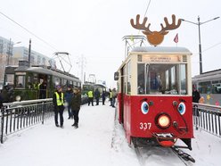 Wielka parada zabytkowych autobusów i tramwajów MPK Łódź