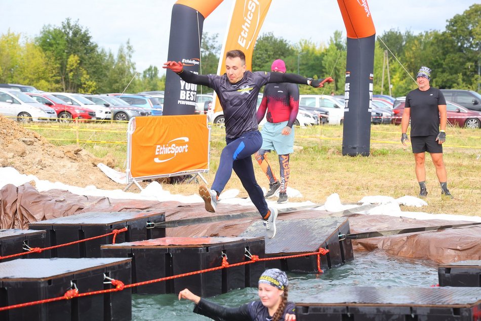 Runmageddon 2025 w Łodzi okiem uczestników. Co mówią o biegu w naszym mieście?