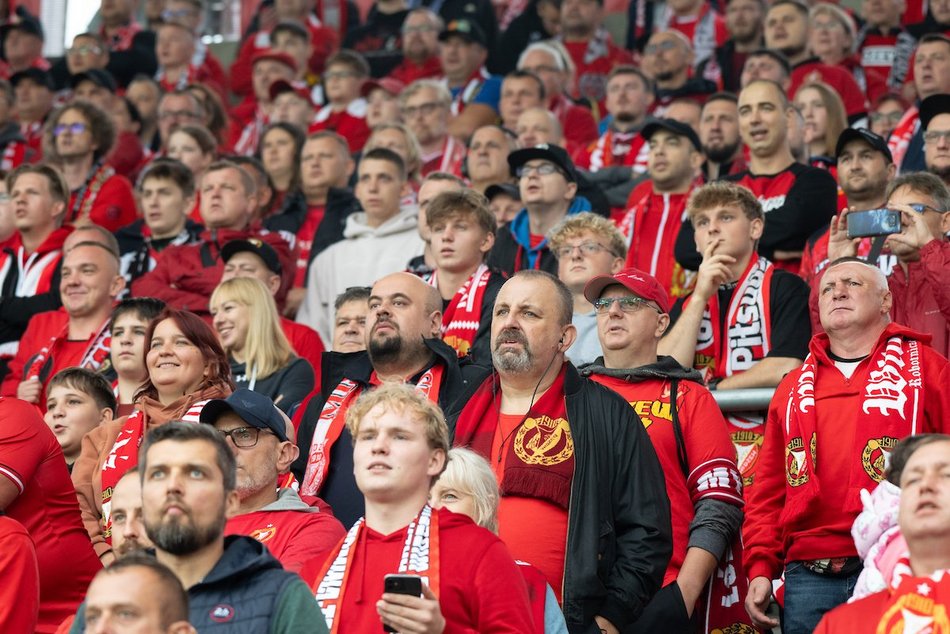 Łódź. Kibice na meczu Widzewa Łódź z Arką Gdynia. Byłeś/aś? Znajdź się w galerii!