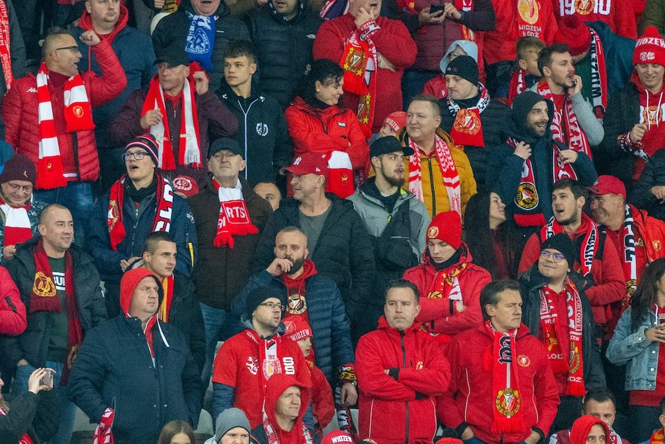 Kibice na meczu Widzewa Łódź z Radomiakiem Radom