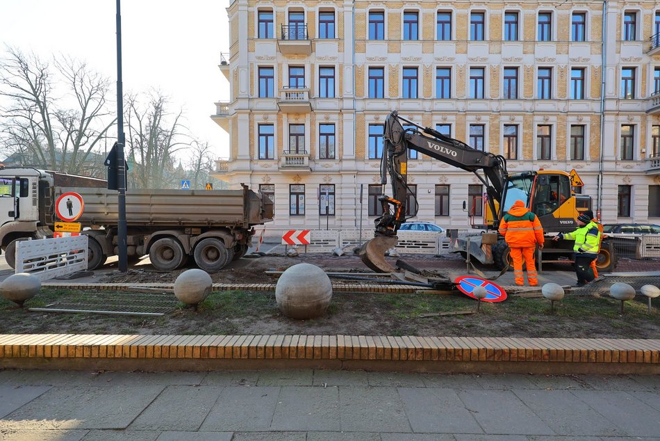 Łódź. Drogowcy rozpoczęli ostatni etap prac na Jaracza