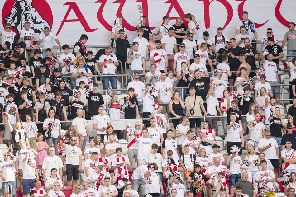 Kibice na meczu ŁKS Łódź ze Stalą Mielec