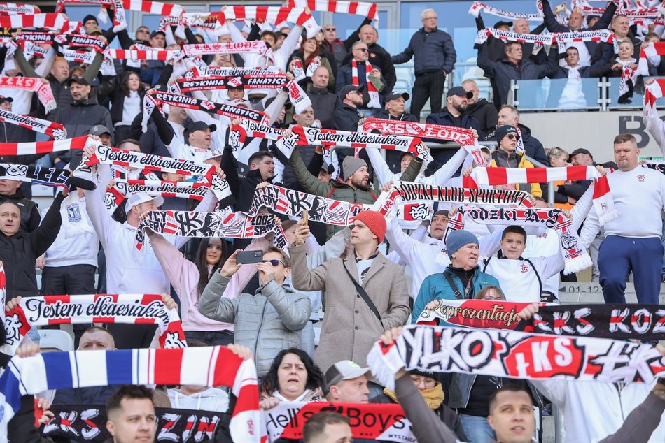 Łódź. Kibice na meczu ŁKS Łódź z Ruchem Chorzów. Byłeś/aś? Znajdź się w galerii!