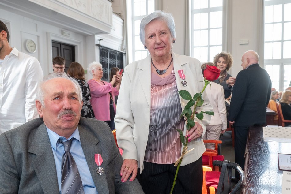 Łódź. Medale za długoletnie pożycie małżeńskie. Ich miłość przetrwała pół wieku!