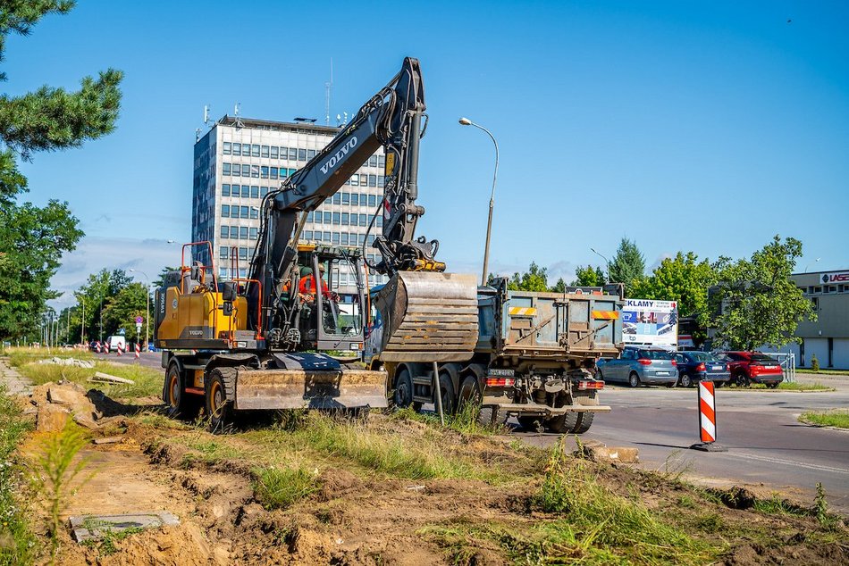 Remont Szparagowej i Wersalskiej wystartował. Dwie ulice na Teofilowie zyskają nowy asfalt i chodniki