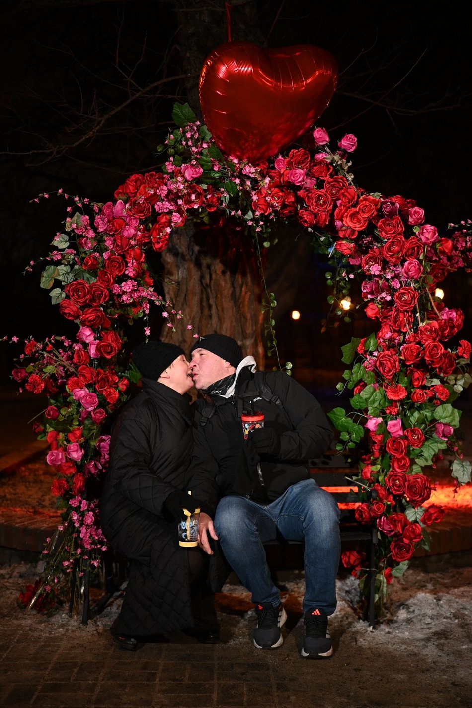 Łódź. Walentynki w Pasażu Rubinsteina w Łodzi. Aż czuć miłość w powietrzu!
