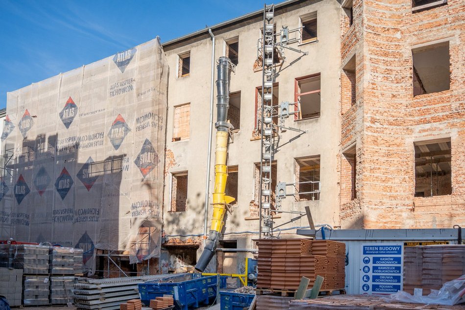 Kamienica przy Włókienniczej odzyskuje dawny blask. Zobacz, jak będzie wyglądać!