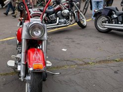 Łódź. Moto Weteran Bazar w Łodzi. Prawdziwy raj dla kolekcjonerów zabytkowych pojazdów