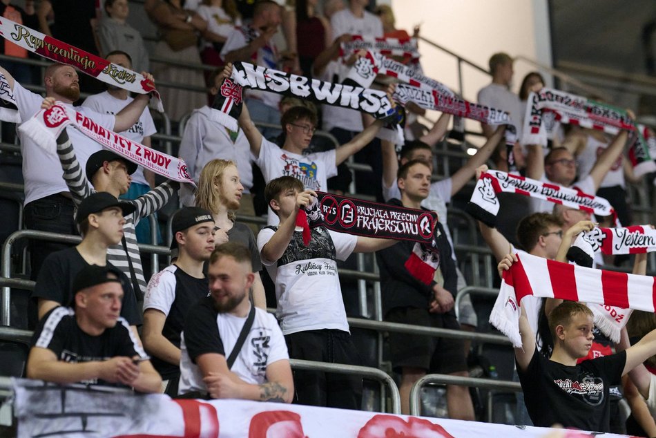 Kibice na meczu ŁKS Coolpack Łódź z Astorią Bydgoszcz
