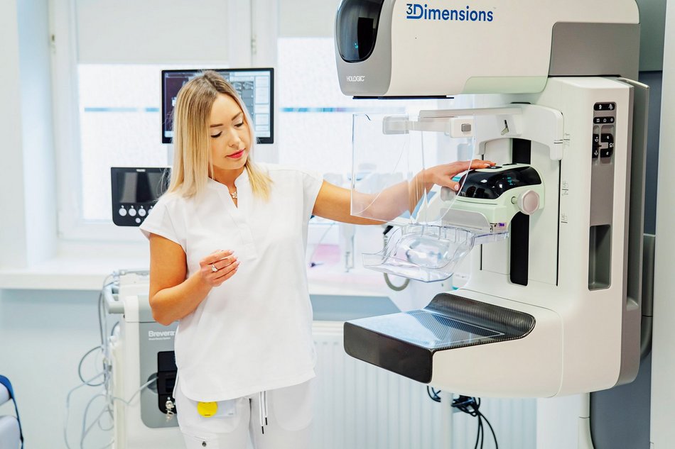 Najnowocześniejszy mammograf już w Łodzi. Szpital Kopernika ma nowy sprzęt!