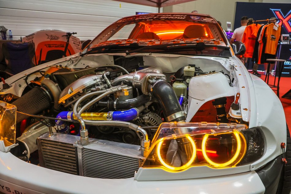 Łódź. Hot Wheels opanowały halę Expo Łódź! Setki miniatur aut, wyścigi na żywo i nie tylko!